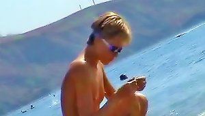 Naked Hottie Voyeur Beach Video