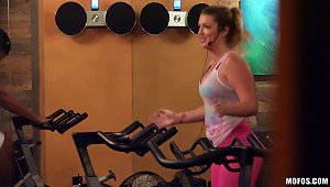 Tattooed Jenna Ashley Enjoys Jumping On A Prick In A Gym